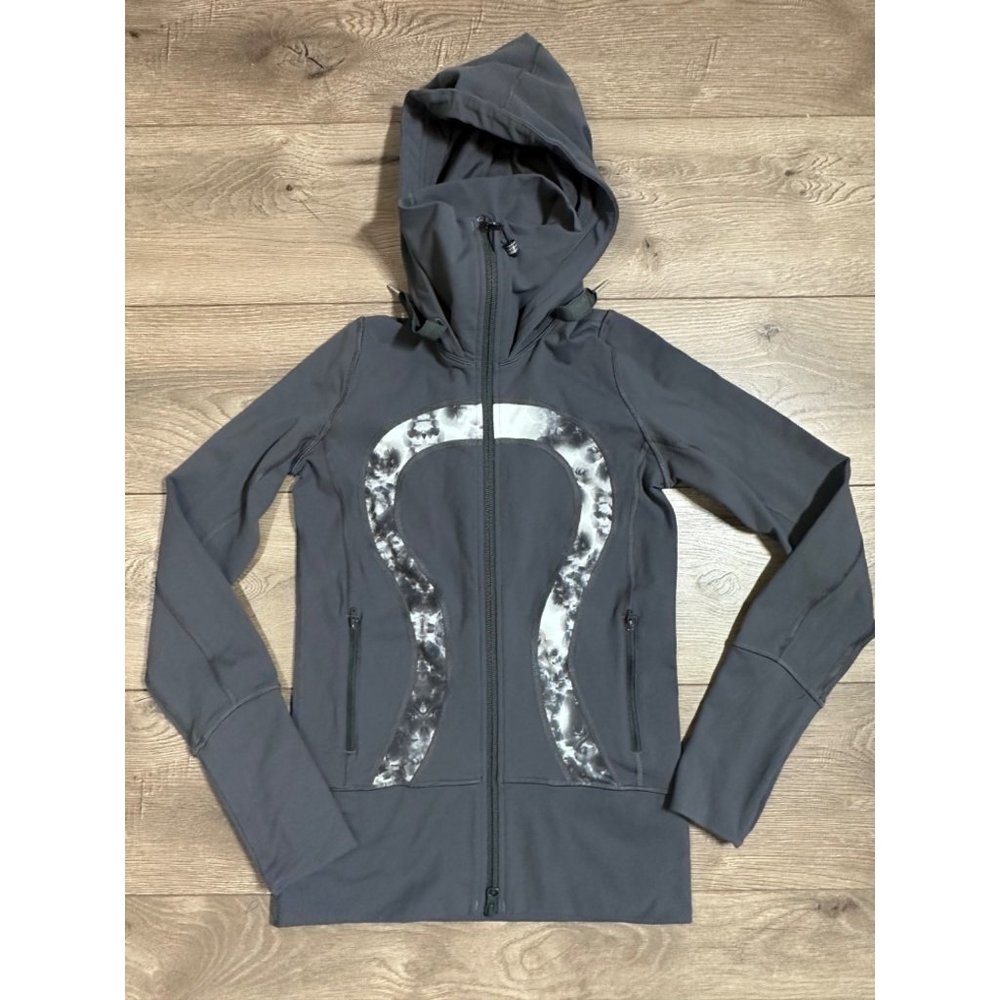 Lululemon Stride Jacket In Fossil Grey Size 2